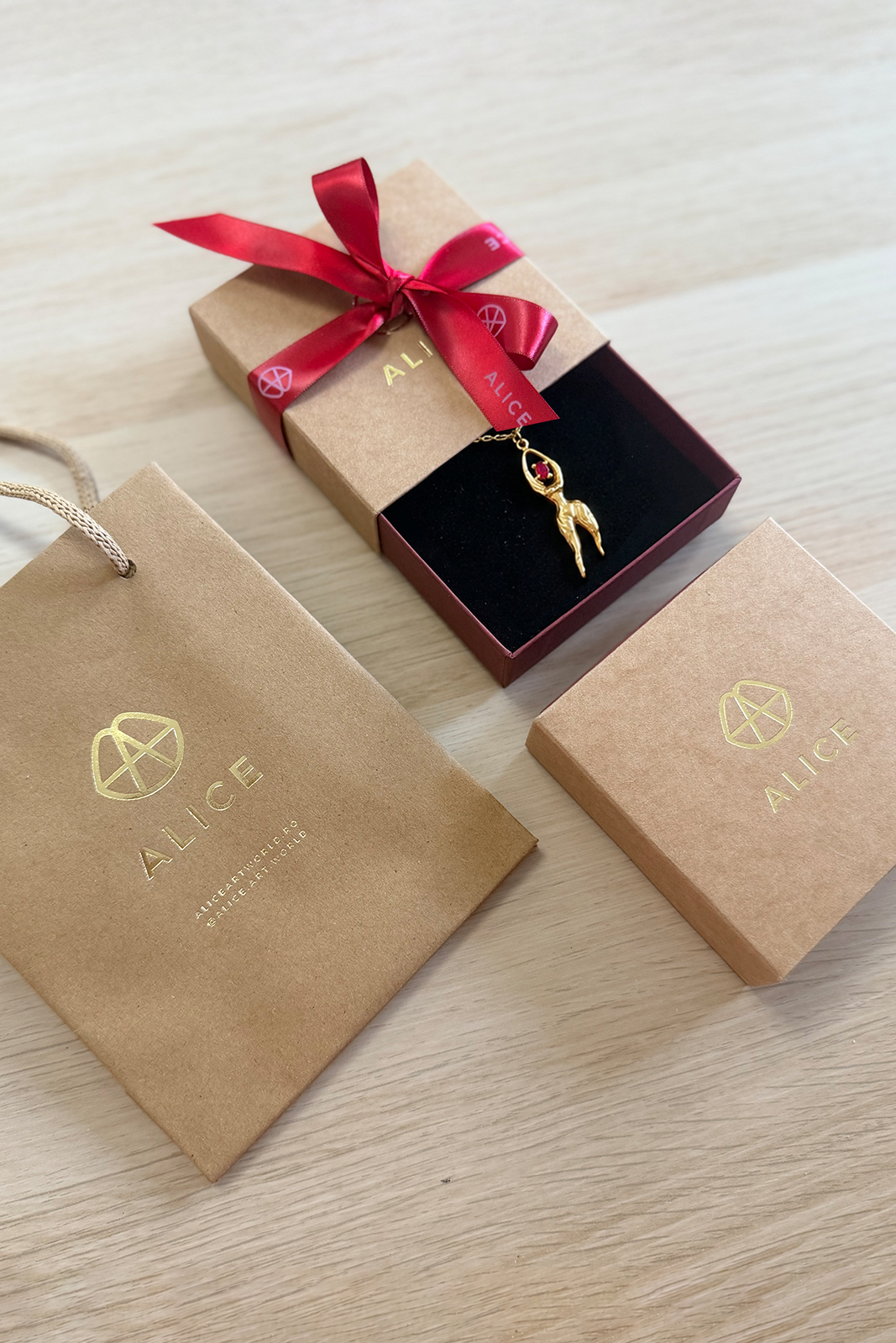 Vesta Gold-Plated Pendant - Image 4